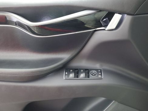 Used 2018 Tesla Model X 75D AWD/4WD image 20