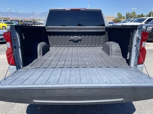Used 2024 Chevrolet Silverado 1500 RST w/ Z71 Off-Road Package AWD/4WD image 26
