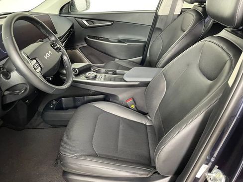 Used 2022 Kia EV6 Wind image 2