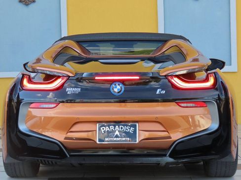Used 2019 BMW i8 Roadster AWD/4WD image 22
