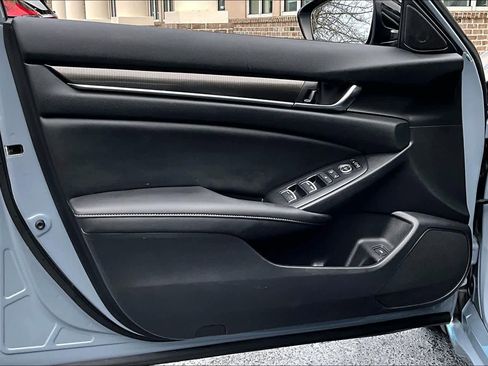 Used 2021 Honda Accord Sport image 20