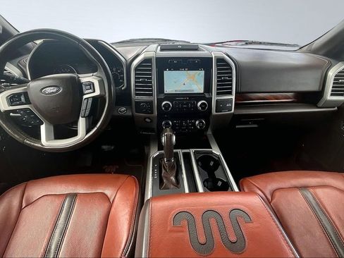 Used 2018 Ford F150 King Ranch image 9