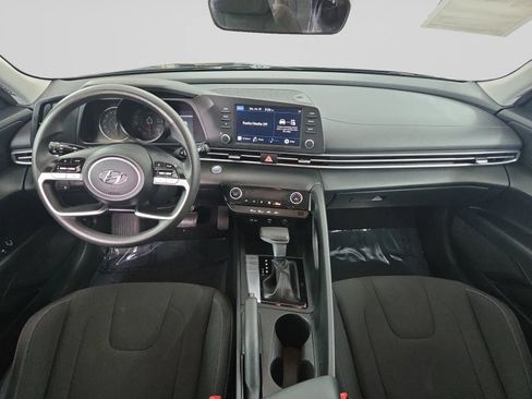 Used 2023 Hyundai Elantra SEL FWD image 15