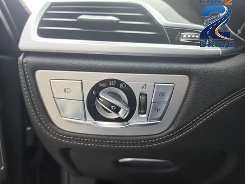 Used 2018 BMW ALPINA B7 xDrive AWD/4WD image 17