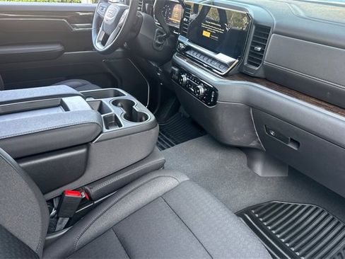 New 2026 GMC Sierra 1500 Elevation image 15