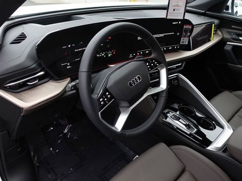 New 2025 Audi Q5 Prestige image 12
