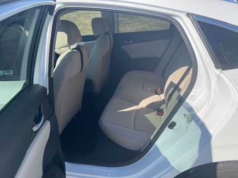Used 2020 Honda Civic LX image 9
