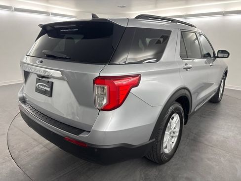 Used 2021 Ford Explorer XLT RWD image 8