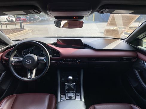 Used 2025 MAZDA MAZDA3 2.5 S Hatchback w/ Premium Pkg image 43