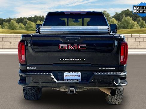 Used 2022 GMC Sierra 2500 Denali w/ Denali Black Diamond Edition image 4