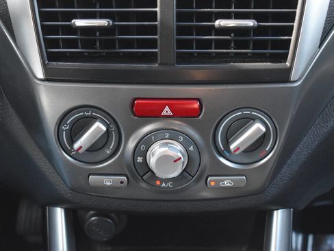 Used 2012 Subaru Forester 2.5X Premium w/ Popular Pkg 3 image 28