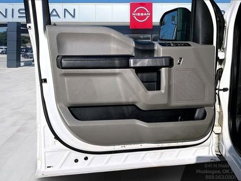 Used 2019 Ford F150 XLT w/ Max Trailer Tow Package image 18