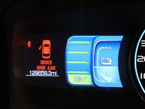 Used 2010 Ford Fusion Hybrid FWD image 36