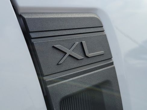 Certified 2022 Ford Maverick XL FWD image 7