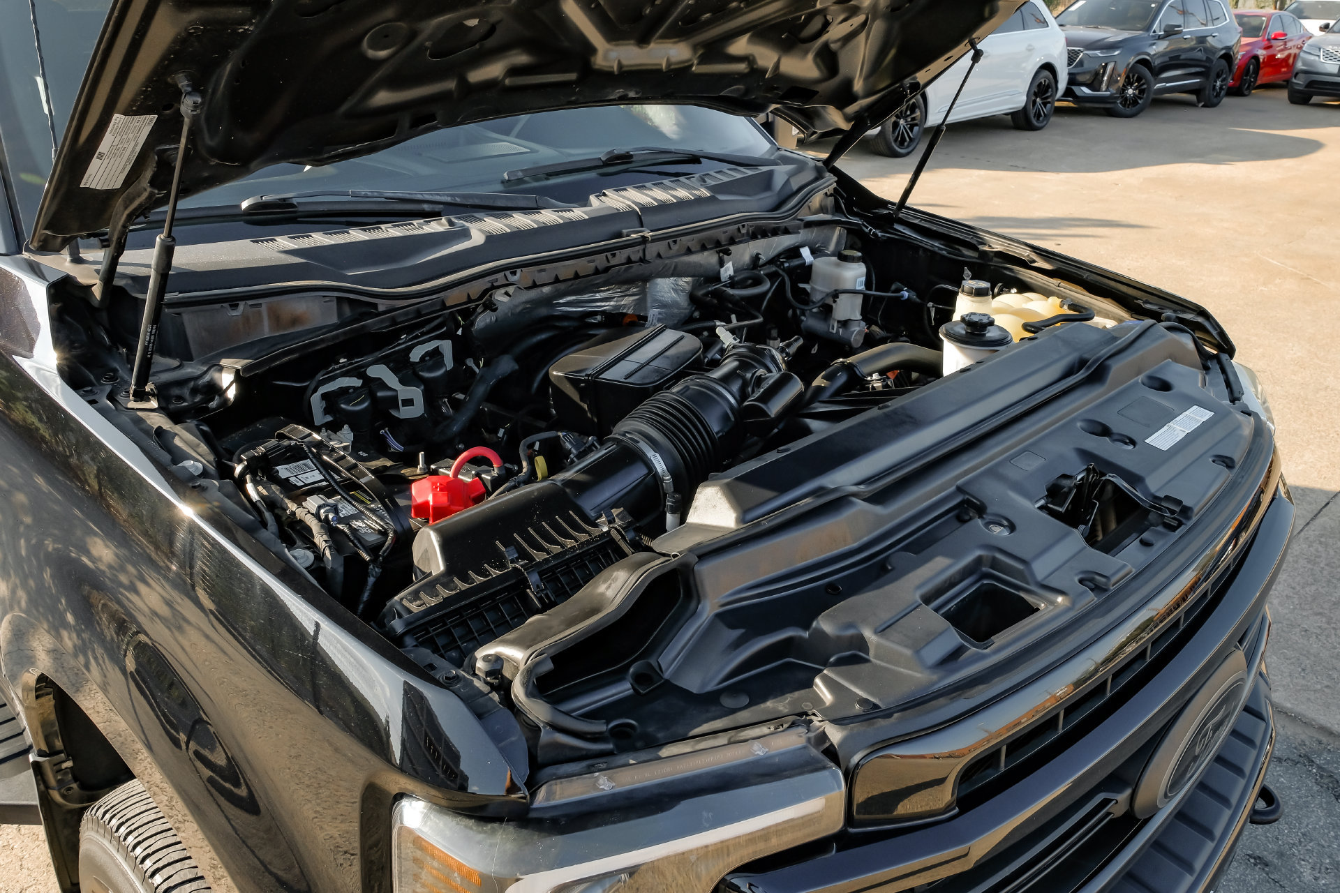Used 2022 Ford F350 Lariat w/ Black Appearance Package AWD/4WD image 60