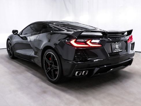 Used 2023 Chevrolet Corvette Stingray Coupe w/ Z51 Performance Package image 4