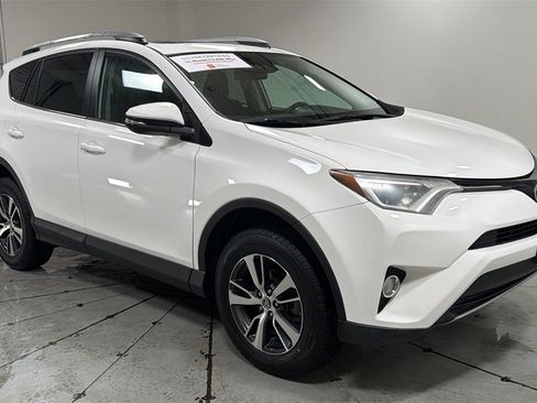Used 2017 Toyota RAV4 XLE image 3