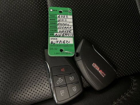 Used 2022 GMC Sierra 1500 Denali image 31