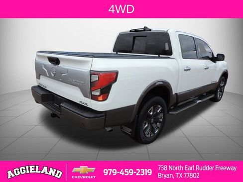 Used 2023 Nissan Titan Platinum Reserve w/ Moonroof Package image 4