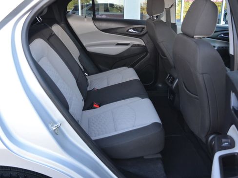 Used 2020 Chevrolet Equinox LT image 13