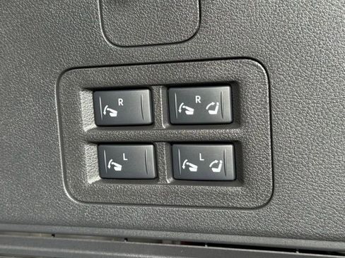 New 2026 Nissan Armada Platinum image 36