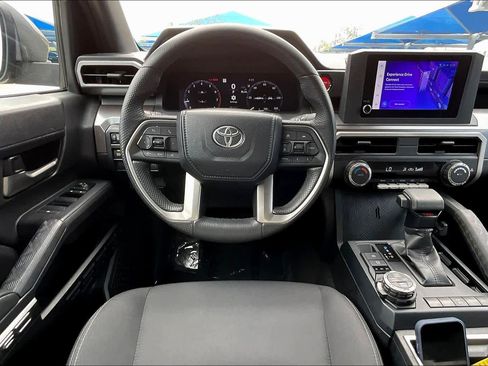 Used 2024 Toyota Tacoma TRD Off-Road AWD/4WD image 6