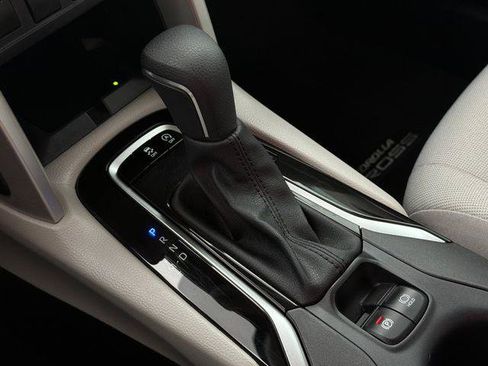 Certified 2025 Toyota Corolla Cross LE FWD image 21