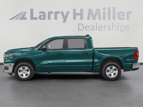 New 2026 RAM 1500 Big Horn AWD/4WD image 3