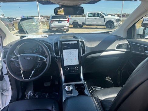 Certified 2024 Ford Edge SEL w/ Convenience Package image 23