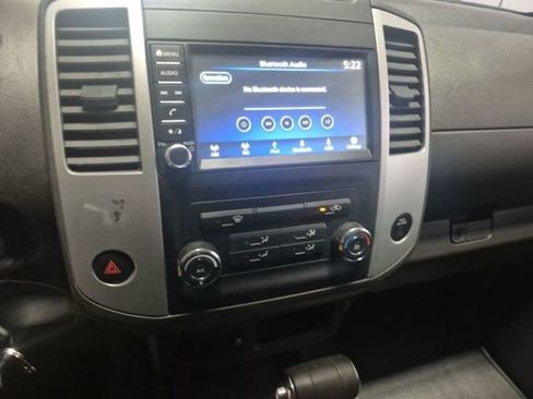 Used 2019 Nissan Frontier SV image 7