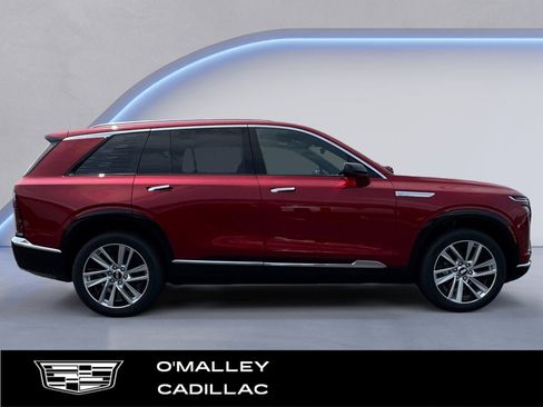 New 2026 Cadillac Vistiq Luxury w/ LPO, Floor Liner Package image 6