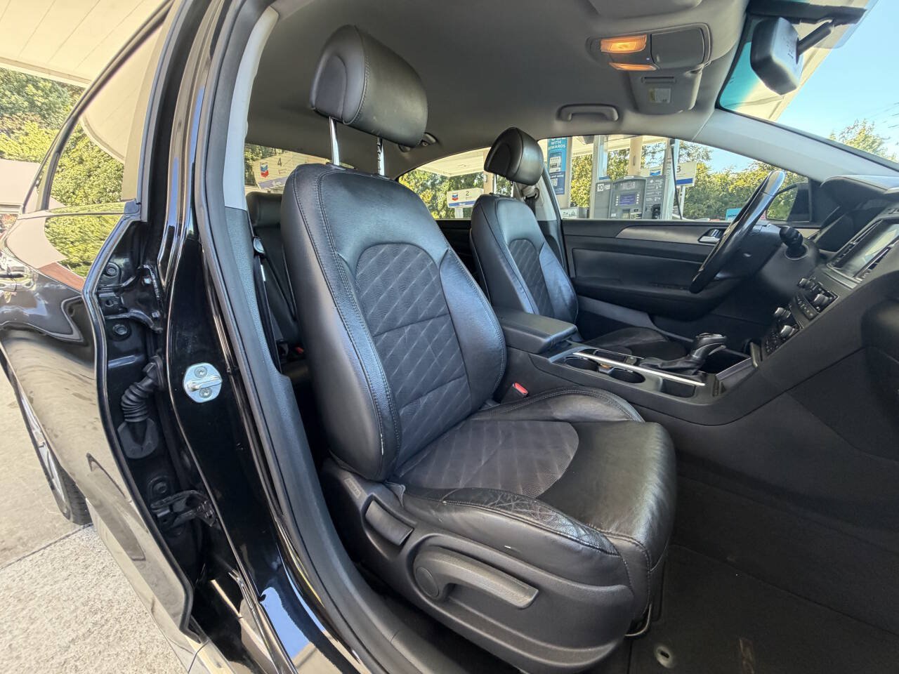 Used 2015 Hyundai Sonata Sport w/ Option Group 04 FWD image 8