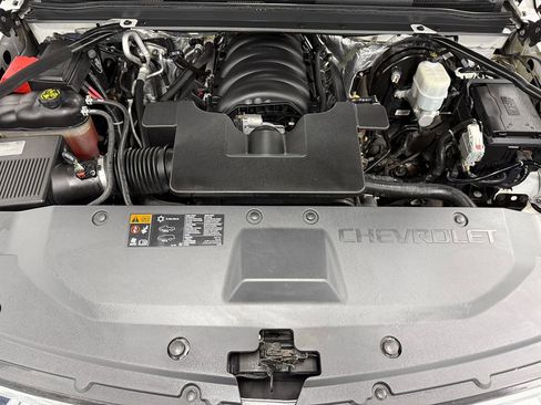 Used 2016 Chevrolet Suburban LTZ image 35