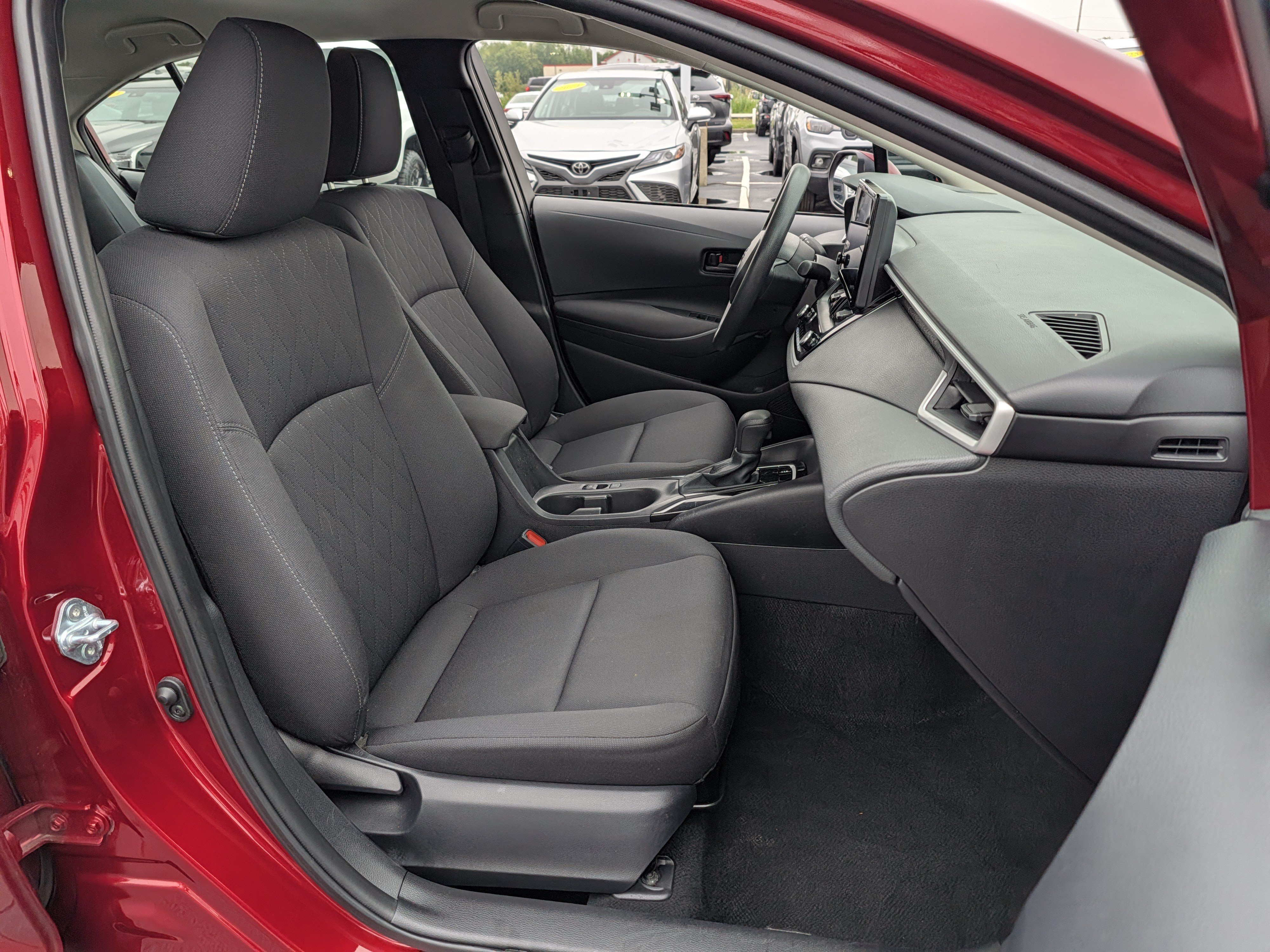 Certified 2025 Toyota Corolla LE FWD image 23