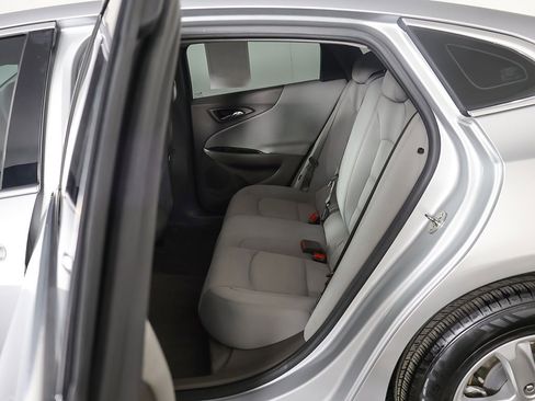 Used 2020 Chevrolet Malibu LS image 27