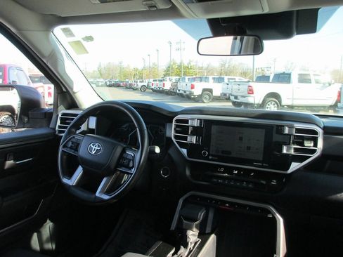 Used 2022 Toyota Tundra SR5 image 19