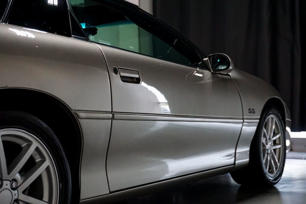 Used 2002 Chevrolet Camaro Z28 w/ SS Performance/Appearance Pkg RWD image 44