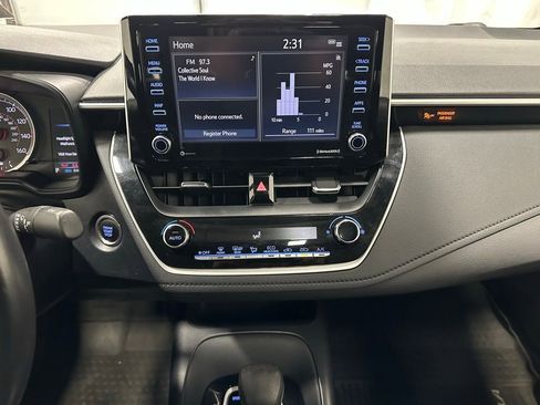 Used 2021 Toyota Corolla SE w/ SE Premium Package FWD image 25