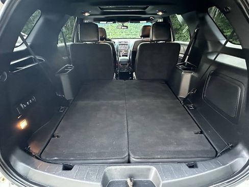 Used 2016 Ford Explorer Sport w/ Equipment Group 401A AWD/4WD image 22