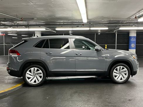 Used 2022 Volkswagen Atlas Cross Sport SE w/ Panoramic Sunroof Package AWD/4WD image 41