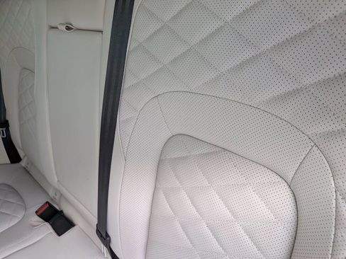 Used 2023 Jaguar F-PACE S image 15