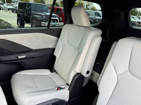 Used 2024 Lexus TX 350 FWD w/ Captains Chair Package image 27