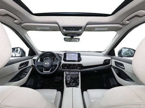 Used 2023 Nissan Rogue SL w/ SL Premium Package image 24