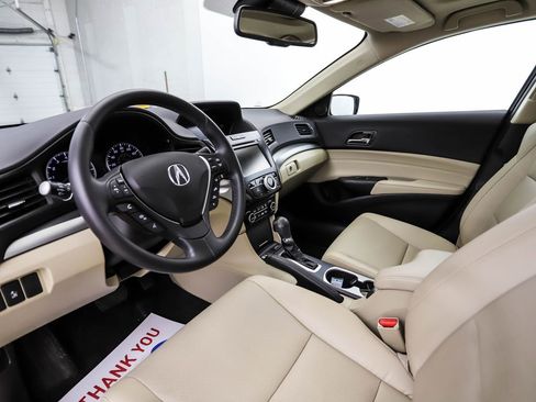 Used 2017 Acura ILX FWD image 10