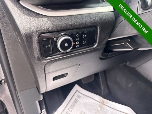 Used 2024 Ford Explorer XLT w/ Equipment Group 202A AWD/4WD image 27