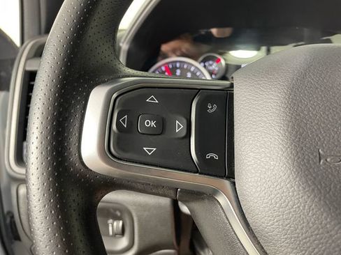 New 2026 RAM 1500 Express AWD/4WD image 9