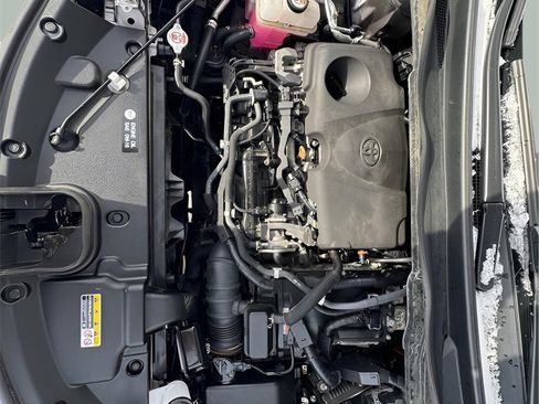 Used 2021 Toyota Sienna LE image 26