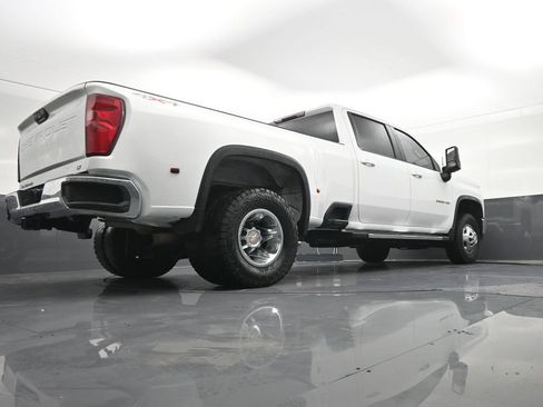Used 2024 Chevrolet Silverado 3500 LT w/ Convenience Package AWD/4WD image 27