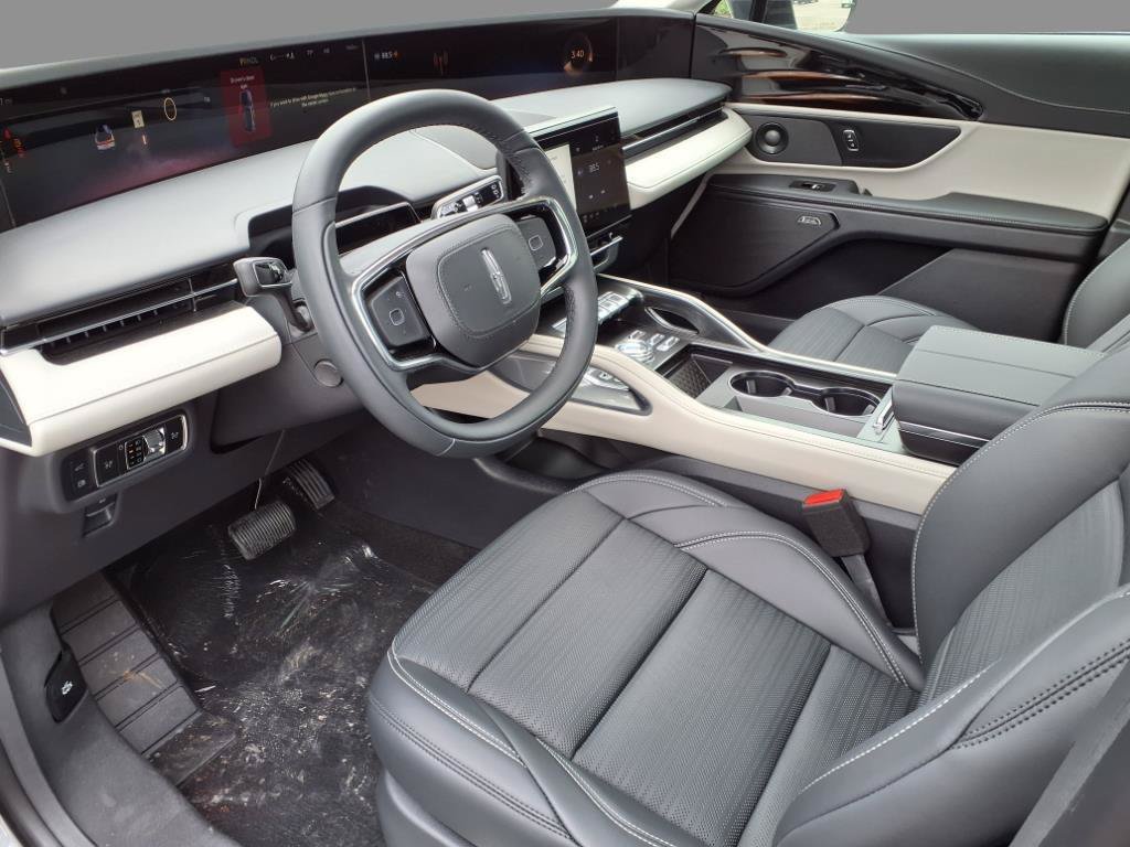 New 2025 Lincoln Nautilus Reserve AWD/4WD image 4