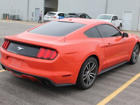 Used 2016 Ford Mustang Premium RWD image 6